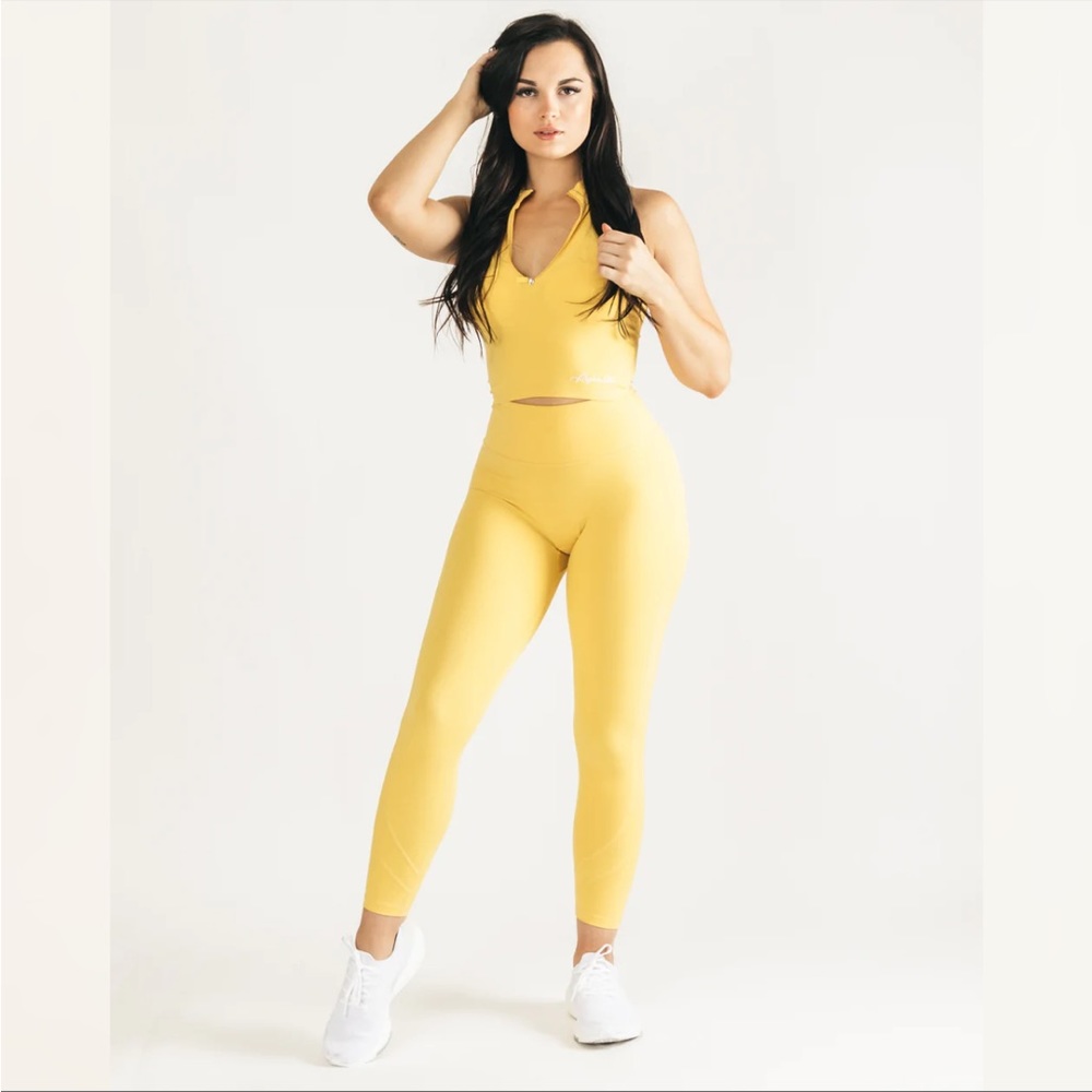 NWT Alphalete Pulse Surge Leggings